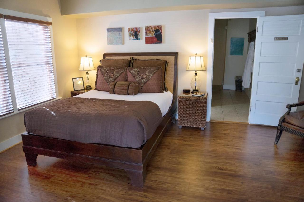 Lara House Bed And Breakfast Бенд Стая снимка